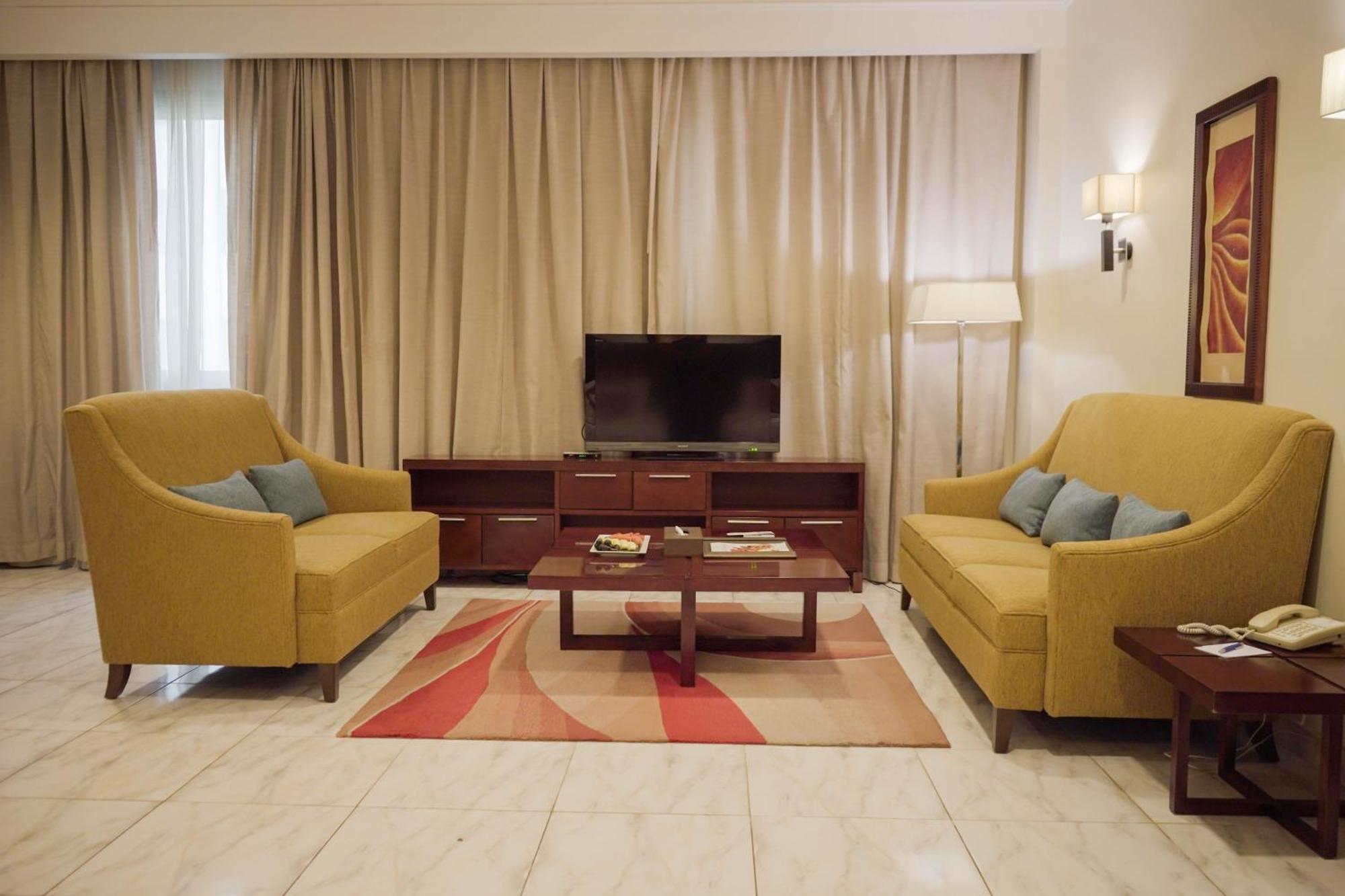 City Seasons Hotel & Suites マスカット 部屋 写真