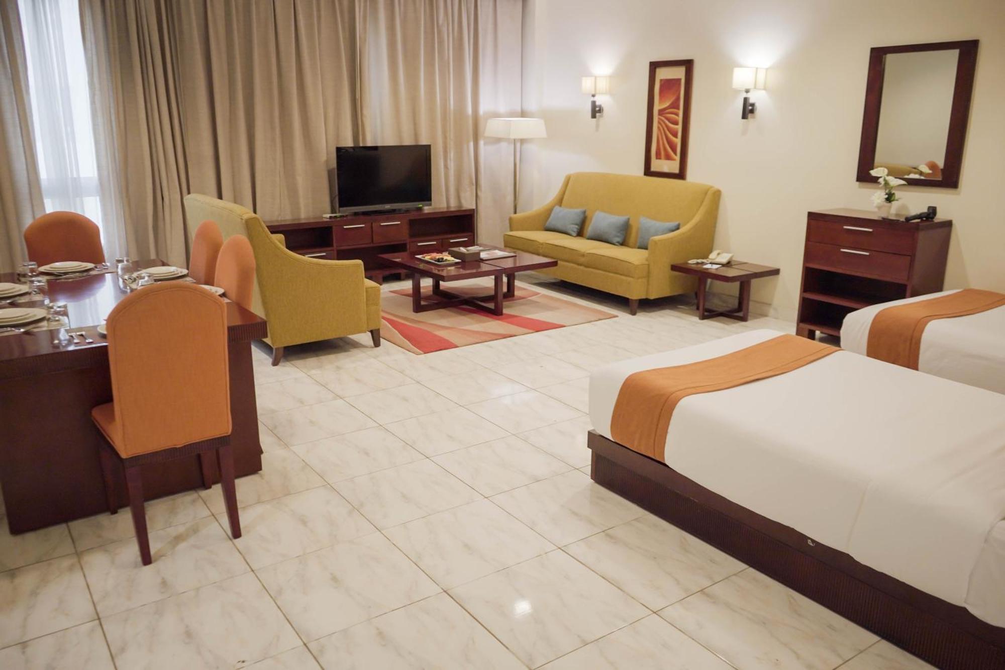 City Seasons Hotel & Suites マスカット 部屋 写真